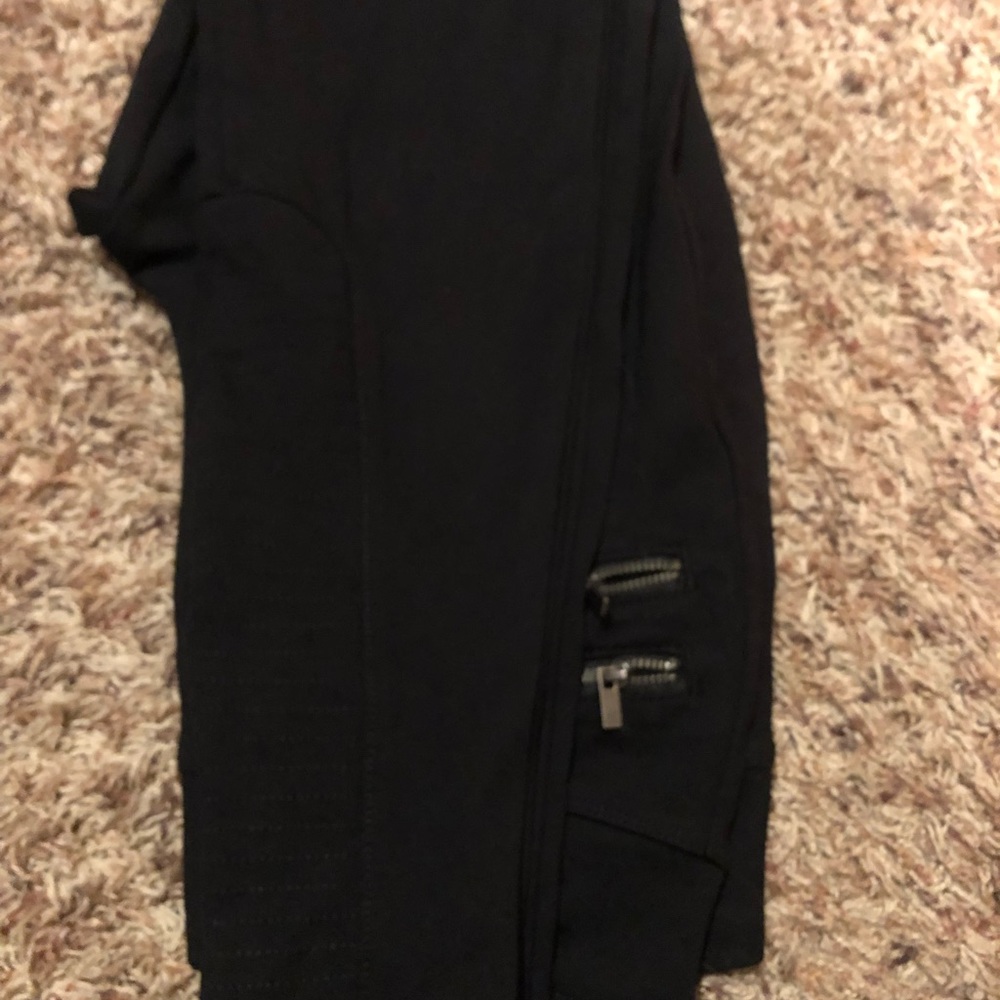 Abercrombie and Fitch leggings - Picture 3 of 3